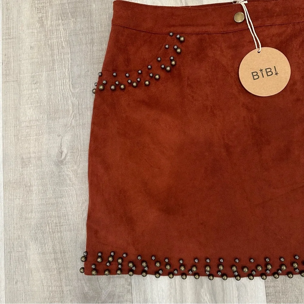 **NWT** BiBi Rust Faux Suede Studded Skirt - Picture 4 of 11